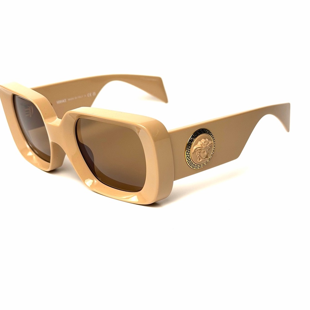 Versace Mod 4473U 5489/73 Beige Sunglasses with Medusa Detail - Picture 2 of 7